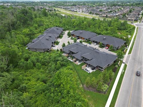 15 Taliesin Trail, Welland, ON - Outdoor With View