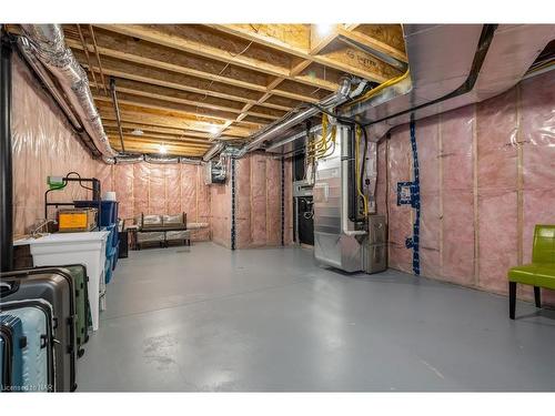 15 Taliesin Trail, Welland, ON - Indoor Photo Showing Basement