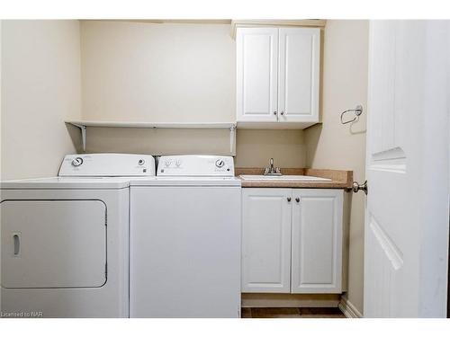 57 Videl Crescent N, St. Catharines, ON - Indoor Photo Showing Laundry Room