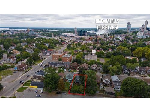 4857 Mcrae Street, Niagara Falls, ON - Outdoor With View