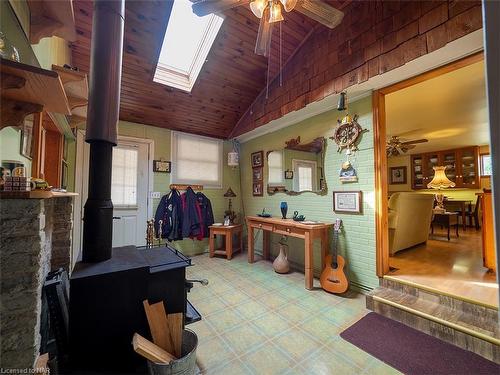 527 Pinecrest Road, Port Colborne, ON - Indoor Photo Showing Other Room