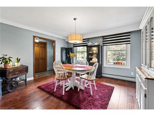 3196 St. George Avenue, Niagara Falls, ON - Indoor Photo Showing Dining Room