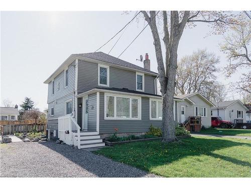 69 Lillian Place, Fort Erie, ON - Outdoor With Facade