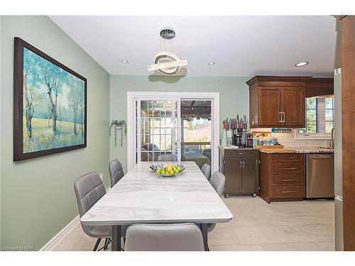 15 King Street, Fort Erie, ON - Indoor Photo Showing Dining Room