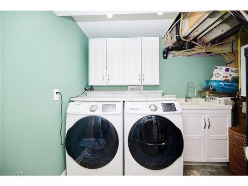 15 King Street, Fort Erie, ON - Indoor Photo Showing Laundry Room