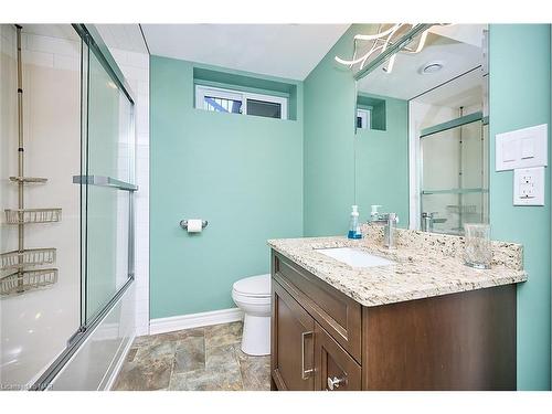 15 King Street, Fort Erie, ON - Indoor Photo Showing Bathroom