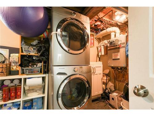 61 Russell Avenue, St. Catharines, ON - Indoor Photo Showing Laundry Room