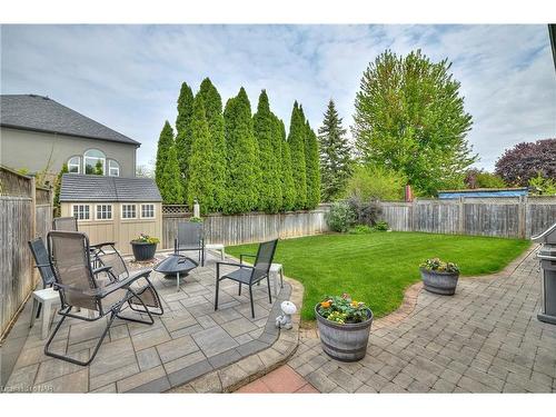 7 Huntington Lane, St. Catharines, ON - Outdoor With Deck Patio Veranda With Backyard