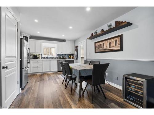 7735 Charnwood Avenue, Niagara Falls, ON - Indoor Photo Showing Dining Room