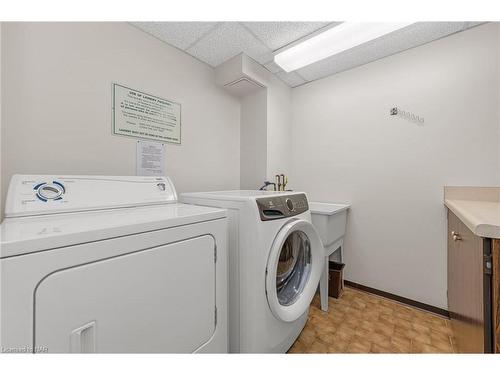 803-141 Church Street, St. Catharines, ON - Indoor Photo Showing Laundry Room