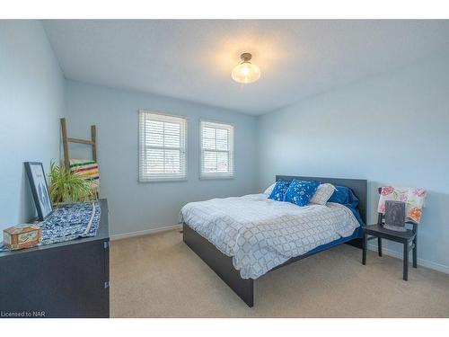 4 Briarsdale Crescent, Welland, ON - Indoor Photo Showing Bedroom