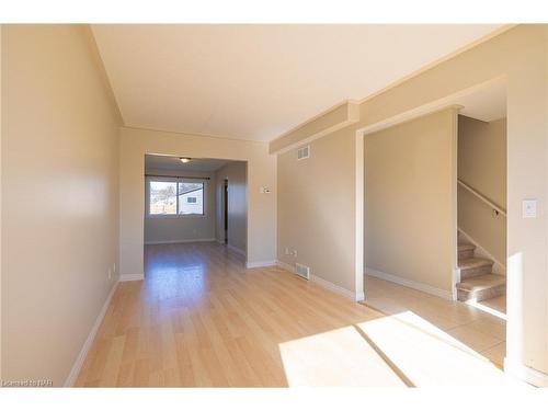 44 Saturn Road, Port Colborne, ON - Indoor Photo Showing Other Room