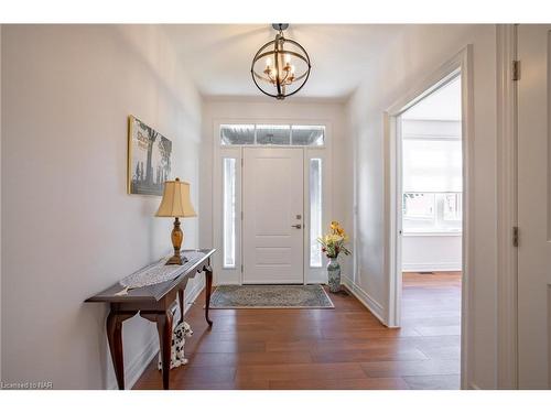 1129 Balfour Street, Fonthill, ON - Indoor Photo Showing Other Room