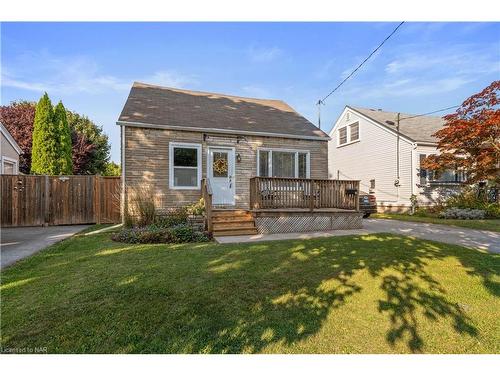 46 Doncaster Boulevard, St. Catharines, ON - Outdoor With Deck Patio Veranda