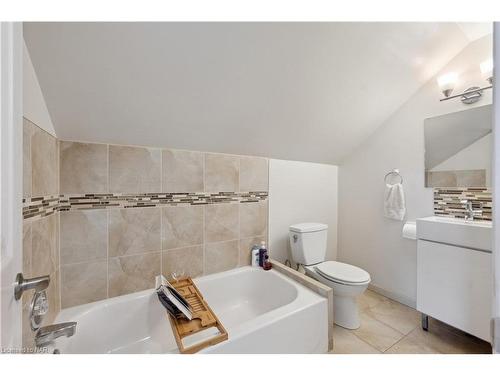 46 Doncaster Boulevard, St. Catharines, ON - Indoor Photo Showing Bathroom