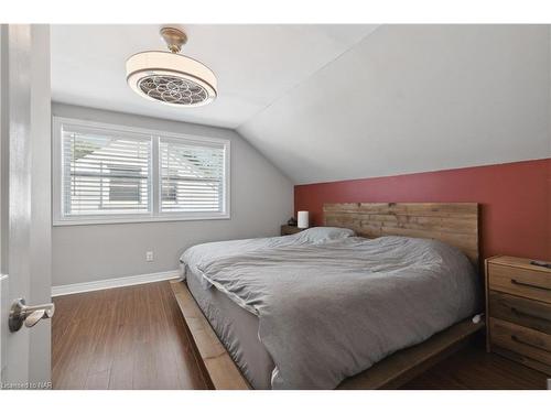 46 Doncaster Boulevard, St. Catharines, ON - Indoor Photo Showing Bedroom