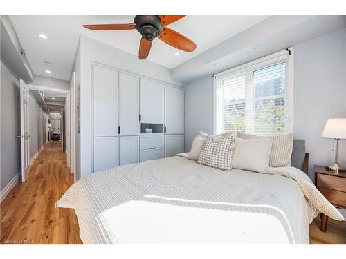 833C-12 Laidlaw Street, Toronto, ON - Indoor Photo Showing Bedroom