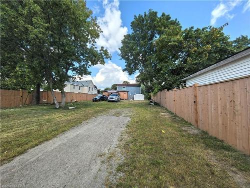 30 Forsythe Street, Fort Erie, ON - Outdoor