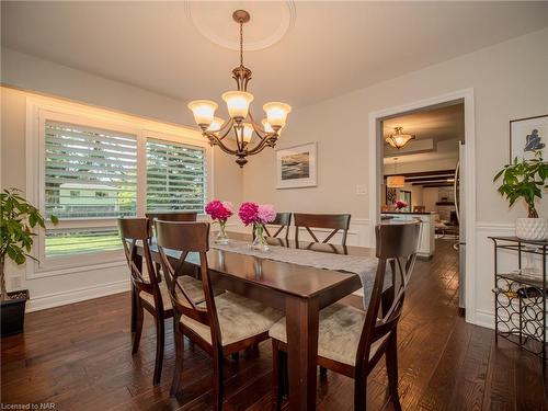 11 Preston Drive, St. Catharines, ON - Indoor Photo Showing Dining Room