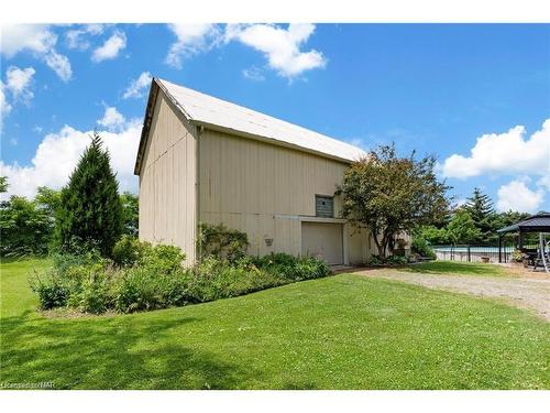 5400 North Service Road, Beamsville, ON - Outdoor