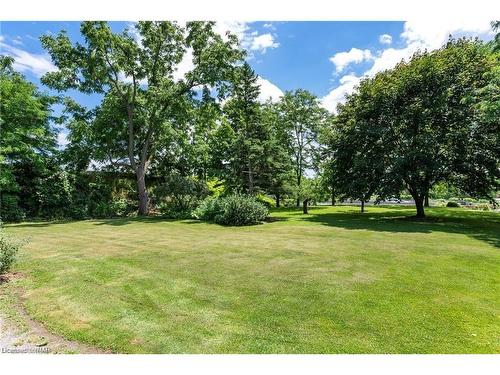 5400 North Service Road, Beamsville, ON - Outdoor