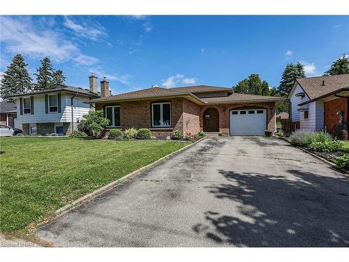 6471 Riall Street, Niagara Falls, ON - Outdoor With Facade