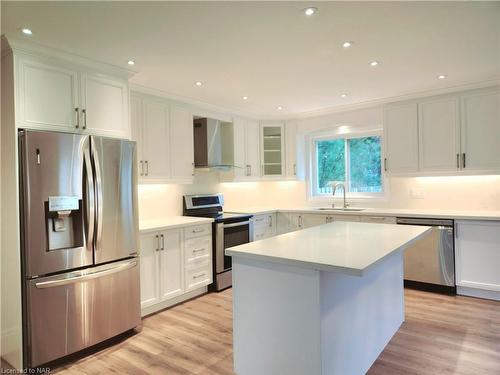 155 Samuelson Street, Cambridge, ON - Indoor Photo Showing Kitchen With Stainless Steel Kitchen With Upgraded Kitchen