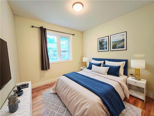 155 Samuelson Street, Cambridge, ON - Indoor Photo Showing Bedroom