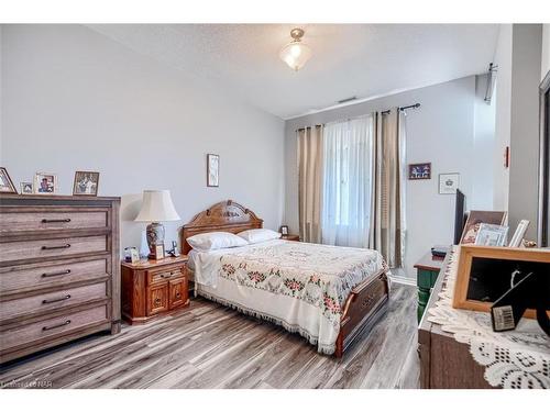 102-7 Dayspring Circle, Brampton, ON - Indoor Photo Showing Bedroom