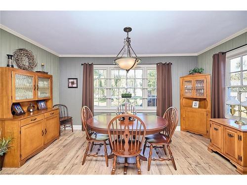 353 Daytona Drive, Fort Erie, ON - Indoor Photo Showing Dining Room