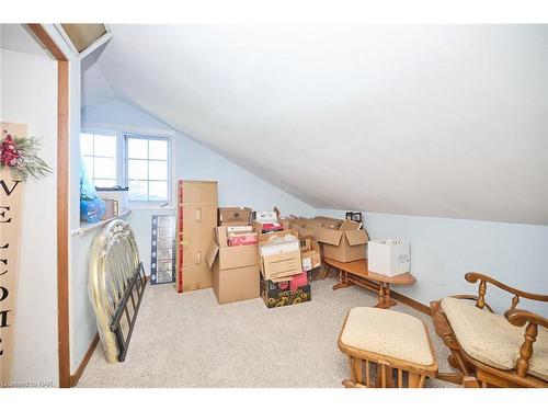 353 Daytona Drive, Fort Erie, ON - Indoor Photo Showing Other Room