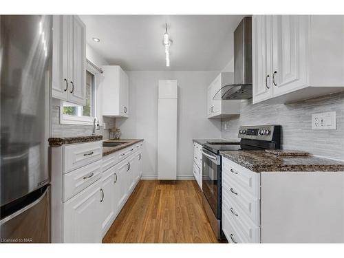 329 Gatfield Avenue, Welland, ON - Indoor Photo Showing Kitchen With Upgraded Kitchen