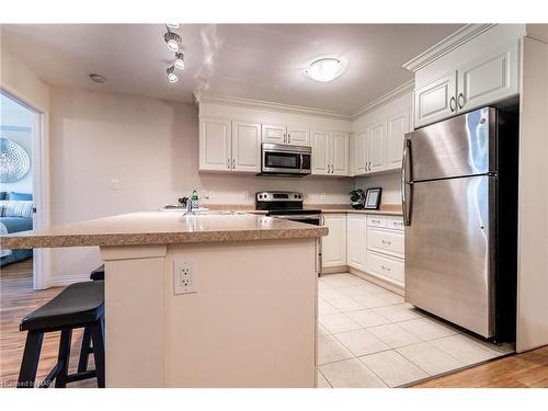 205-141 Vansickle Road, St. Catharines, ON - Indoor Photo Showing Kitchen With Stainless Steel Kitchen