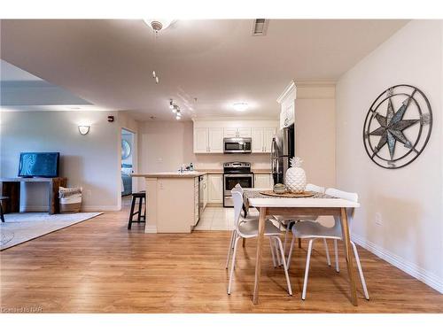 205-141 Vansickle Road, St. Catharines, ON - Indoor Photo Showing Dining Room