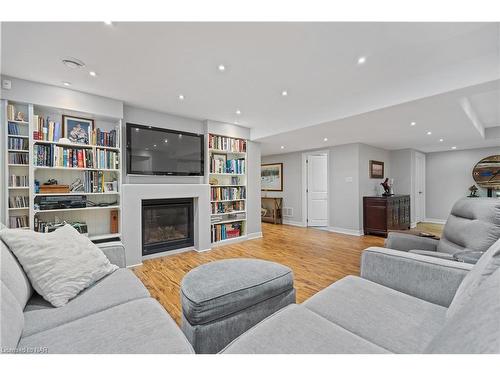 8943 Black Forest Crescent, Niagara Falls, ON - Indoor Photo Showing Living Room With Fireplace