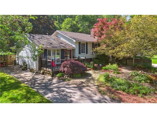 4 Fallingbrook Drive, Pelham, ON - Outdoor With Deck Patio Veranda