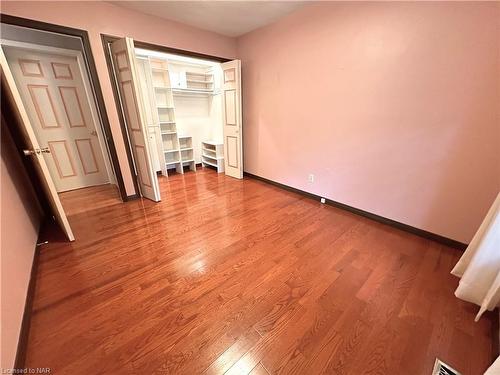 4 Fallingbrook Drive, Pelham, ON - Indoor Photo Showing Other Room