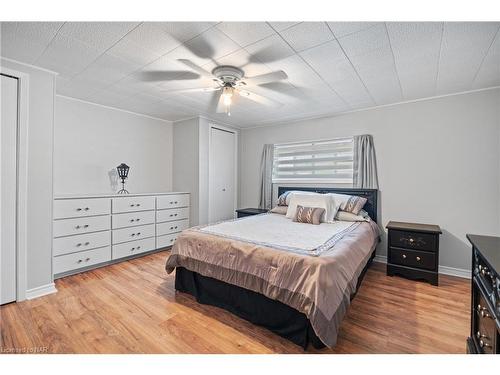 46 Pine Street, Port Colborne, ON - Indoor Photo Showing Bedroom