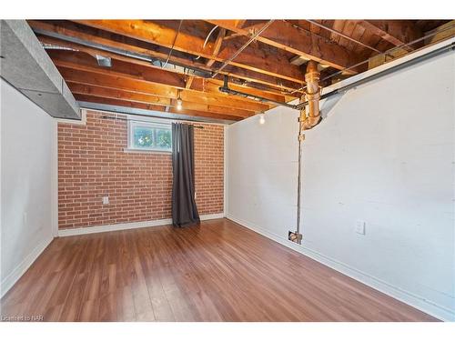 4456 Sixth Avenue, Niagara Falls, ON - Indoor Photo Showing Basement