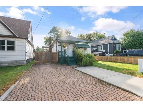 4456 Sixth Avenue, Niagara Falls, ON - Outdoor