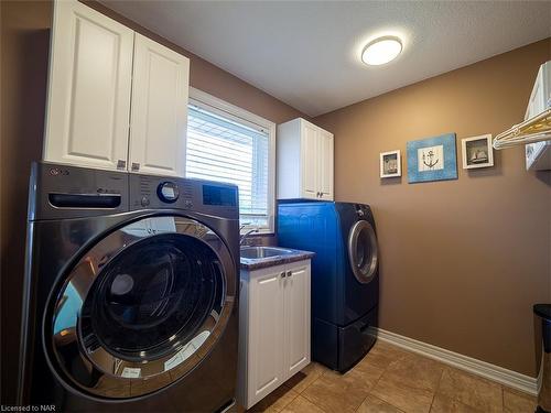 20219 Youngs Road S, Port Colborne, ON - Indoor Photo Showing Laundry Room