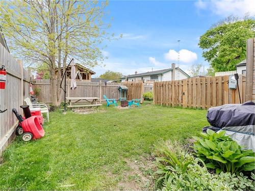 257 Ridge Road S, Crystal Beach, ON - Outdoor With Backyard