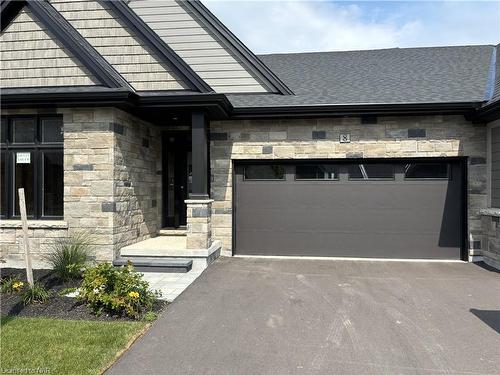 8 Peachtree Lane, Niagara-On-The-Lake, ON - Outdoor