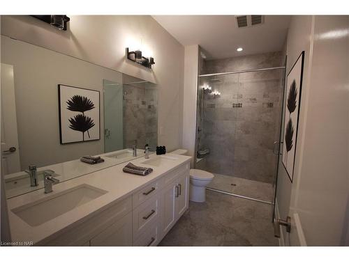 8 Peachtree Lane, Niagara-On-The-Lake, ON - Indoor Photo Showing Bathroom