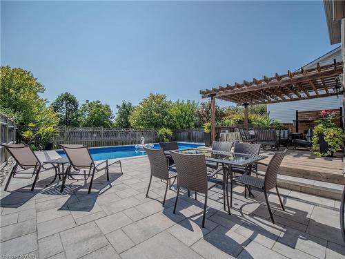 100 Loretta Drive, Niagara-On-The-Lake, ON - Outdoor With In Ground Pool