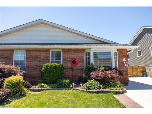 7992 Post Road, Niagara Falls, ON - Outdoor