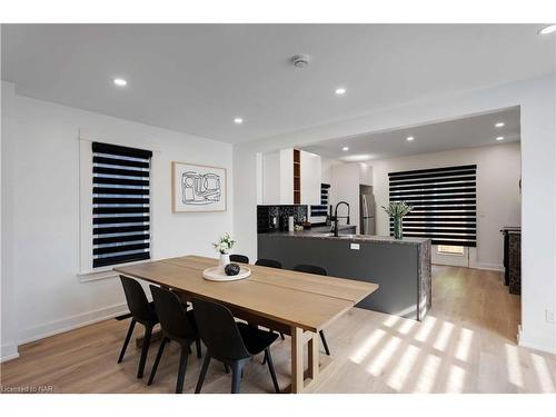 211 Charlotte Street, Port Colborne, ON - Indoor Photo Showing Dining Room