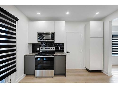 211 Charlotte Street, Port Colborne, ON - Indoor Photo Showing Kitchen