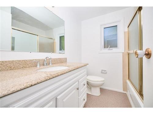 23-75 Ventura Drive, St. Catharines, ON - Indoor Photo Showing Bathroom