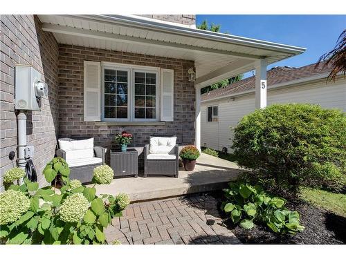 5 Saddler Street, Fonthill, ON - Outdoor With Deck Patio Veranda